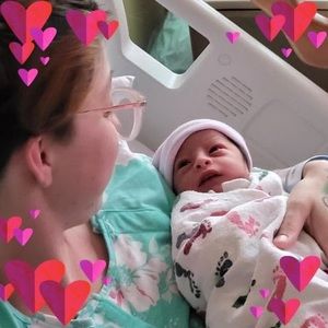 Meet your Posher, Laura